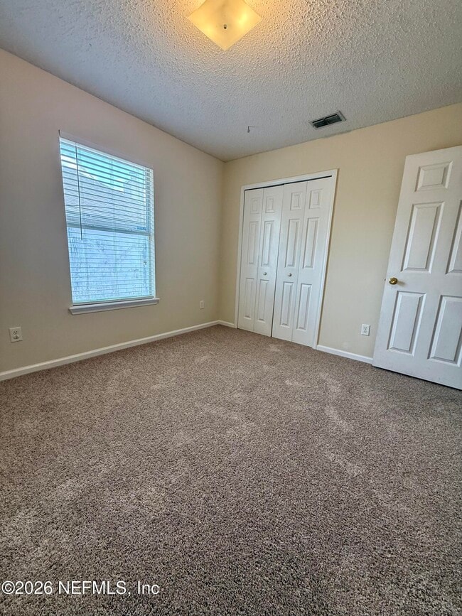 Building Photo - 3150 Highland Grove Dr