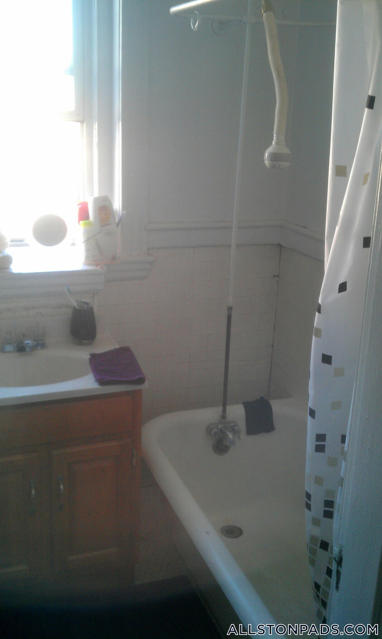 Building Photo - 28 Quint Ave