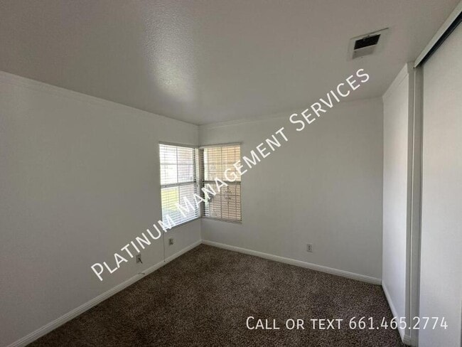 Building Photo - 45712 St Andrews St