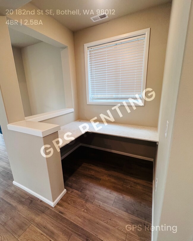 Building Photo - Spacious & Bright Bothell Home – Comfort a...