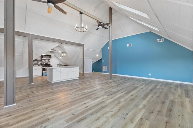 Building Photo - 2045 Chisholm Trail