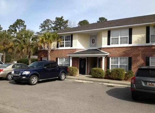 Building Photo - 2407 James St