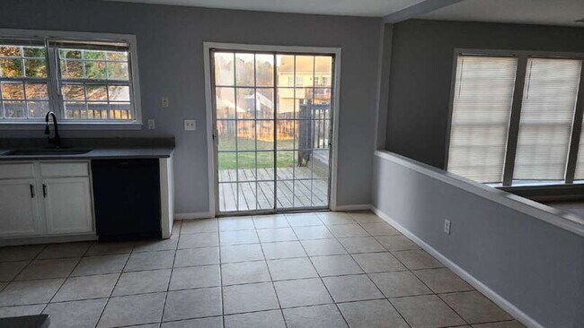 Building Photo - 370 Darter Run NW