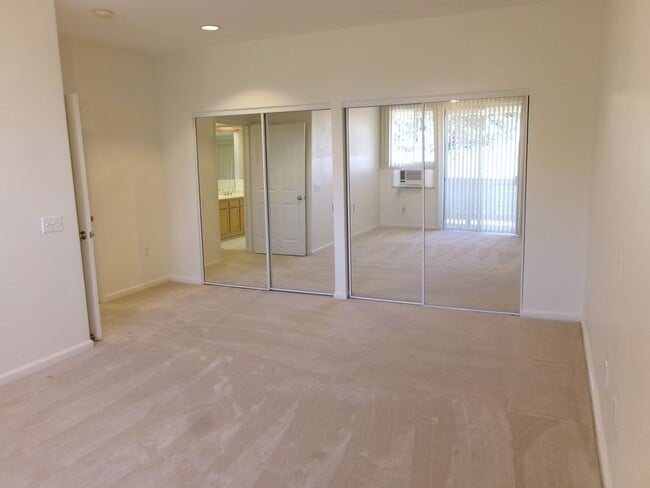 Building Photo - T0365 - MOANALUA VILLAGE #11H