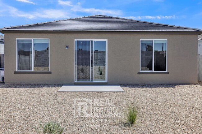 Building Photo - 17939 W Calle Lejos