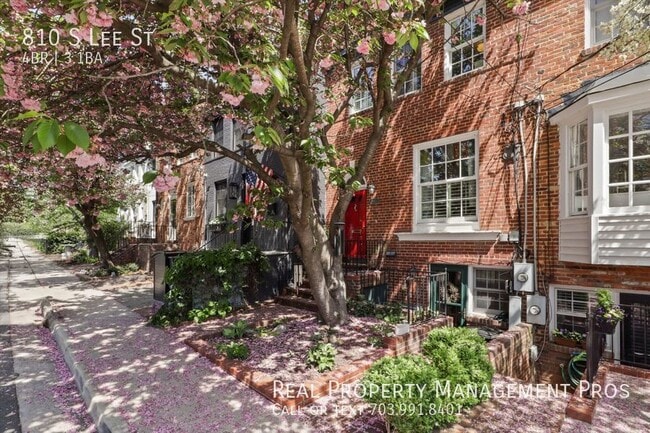 Building Photo - 810 S Lee St