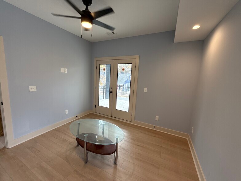 Building Photo - 1073 Hemphill Ave NW