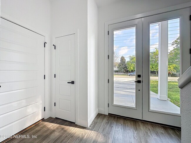 Building Photo - 8912 Hogan Rd