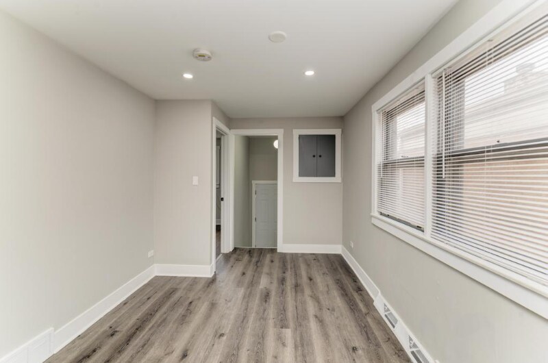 Building Photo - 11209 S Laflin St