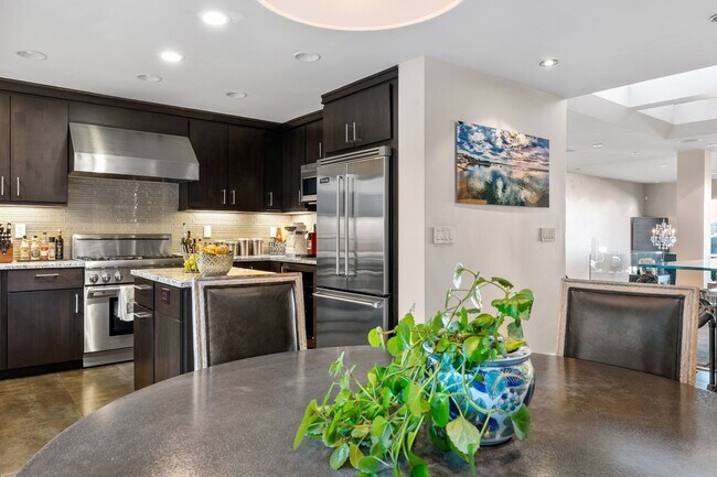 Building Photo - NEW! Diamond Heights Luxury, Available Unfurnished or Semi-Furnished • AMSI