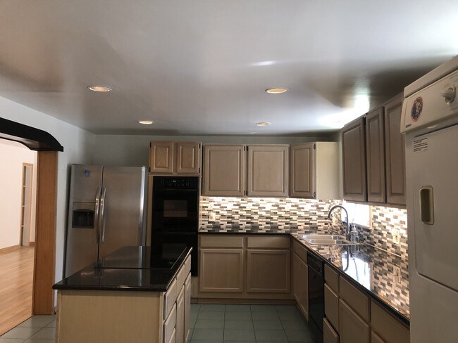 Under cabinet lighting - 11670 W Sunset Blvd