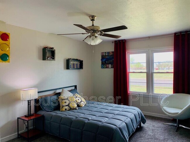 Building Photo - 4803 15th St