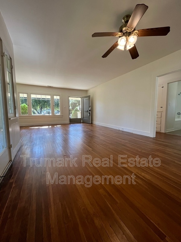 Building Photo - 1887 Monte Vista St