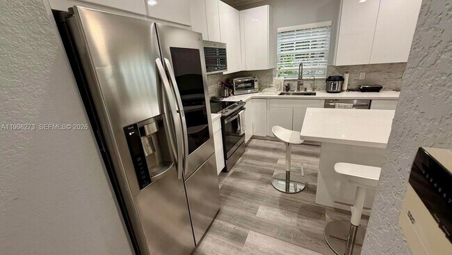 Building Photo - 12653 NW 7th Ct