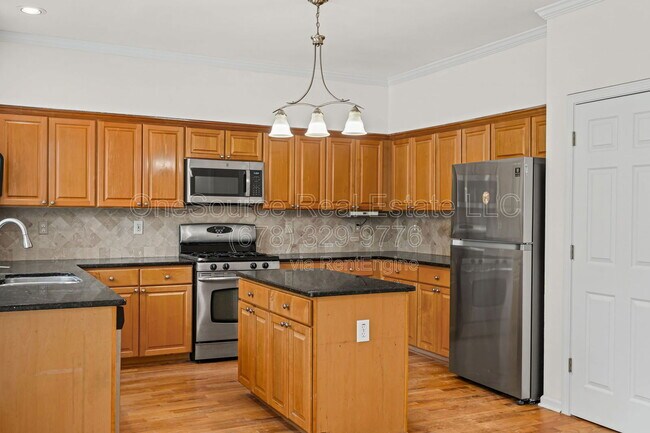 Building Photo - 7230 Cloverhurst Ct