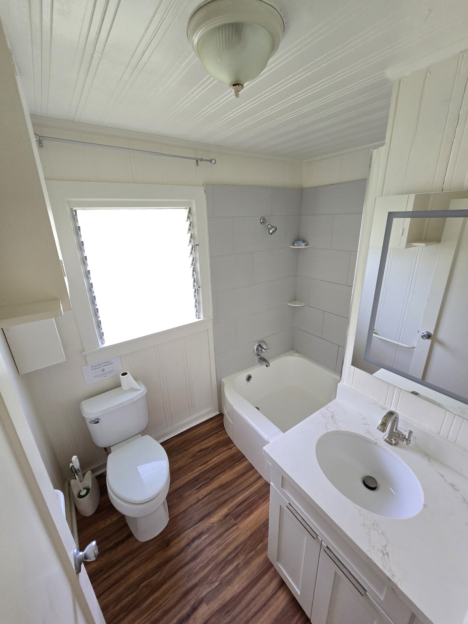 Building Photo - 3260 Olu St