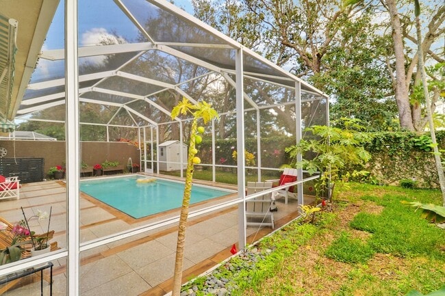 Building Photo - 387 Kelsey Park Dr