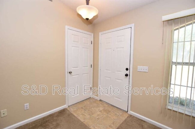 Building Photo - 7109 Evergreen Loop