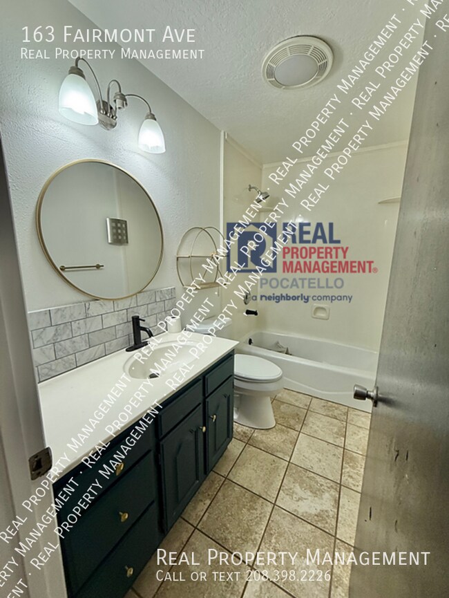 Building Photo - 163 Fairmont Ave