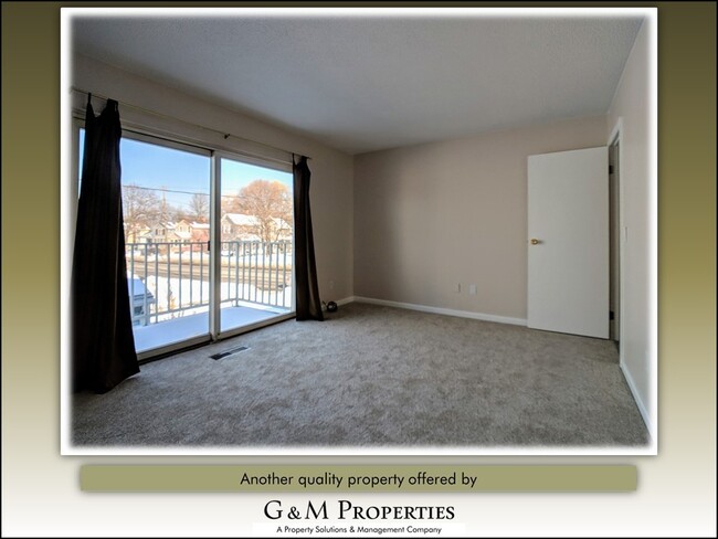 Building Photo - Rarely Available: 2-Bedroom Condo - walk t...