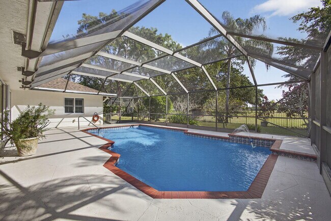 Building Photo - 1776 The 12th Fairway