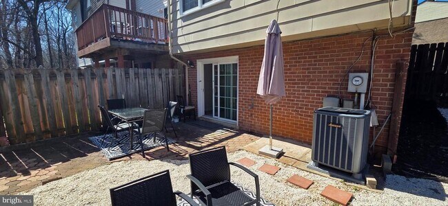 Building Photo - 14696 Endsley Turn