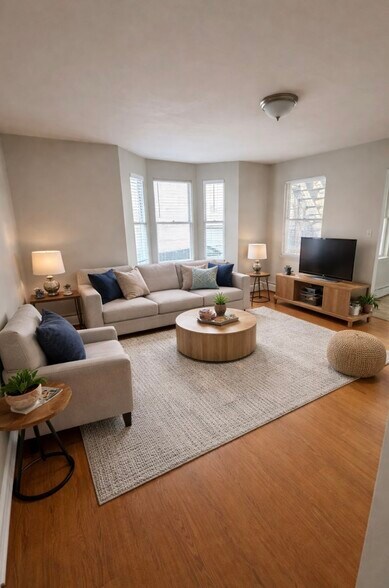 Building Photo - 6 Ellsworth St