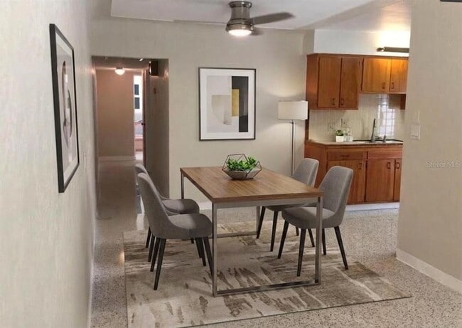 Building Photo - 807 26th Ave N