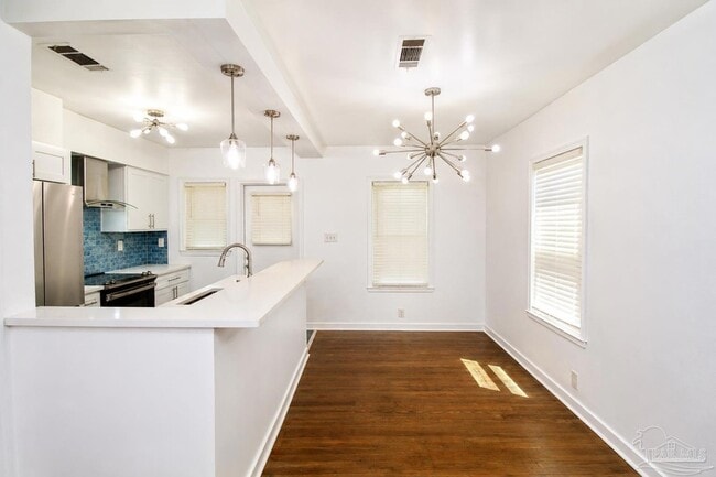 Building Photo - 315 Flannan Rd
