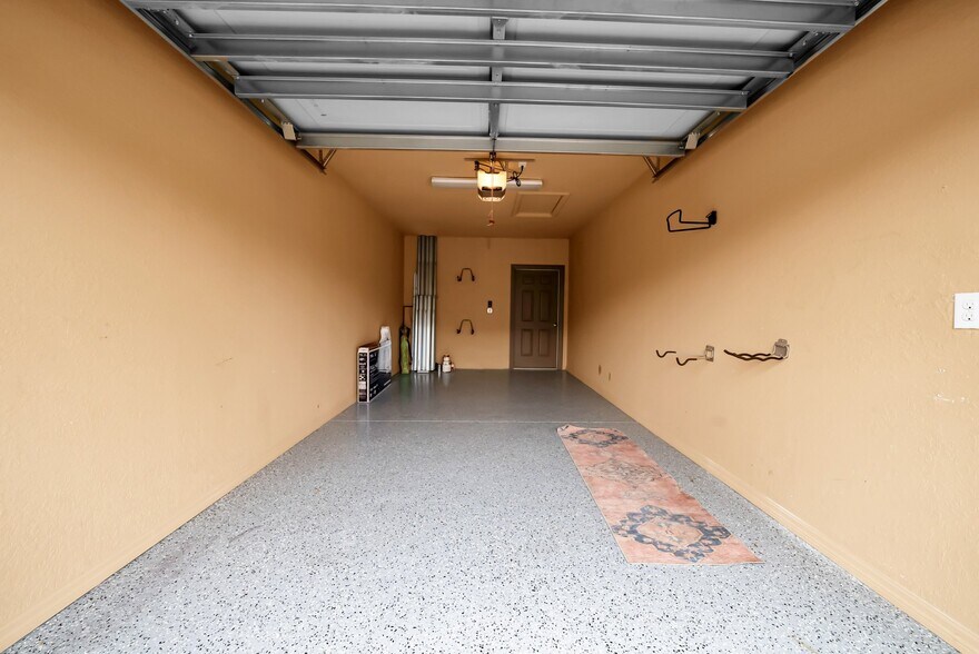 Building Photo - 13725 Messina Loop