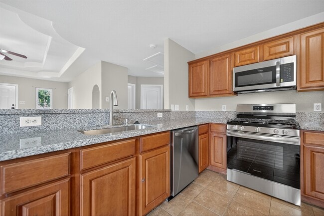 Building Photo - 17314 Blackstone Trails Dr