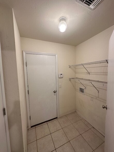 Building Photo - 14608 Marbleleaf Dr