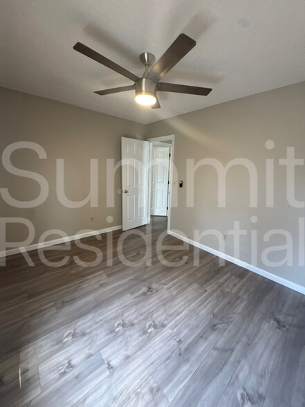 Building Photo - 1119 Huger St