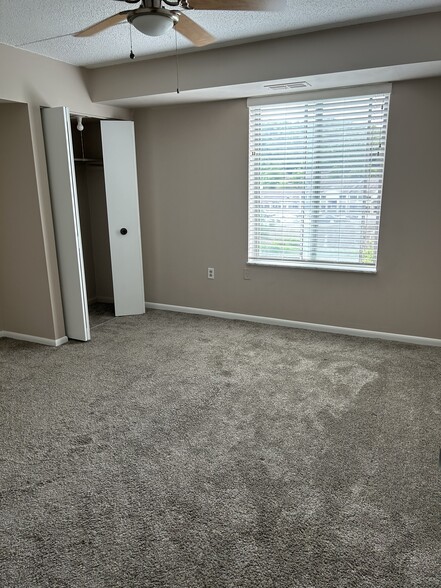 Second Bedroom - 2160 Greentree Rd