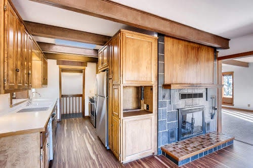 Building Photo - 650 Freeland Ct