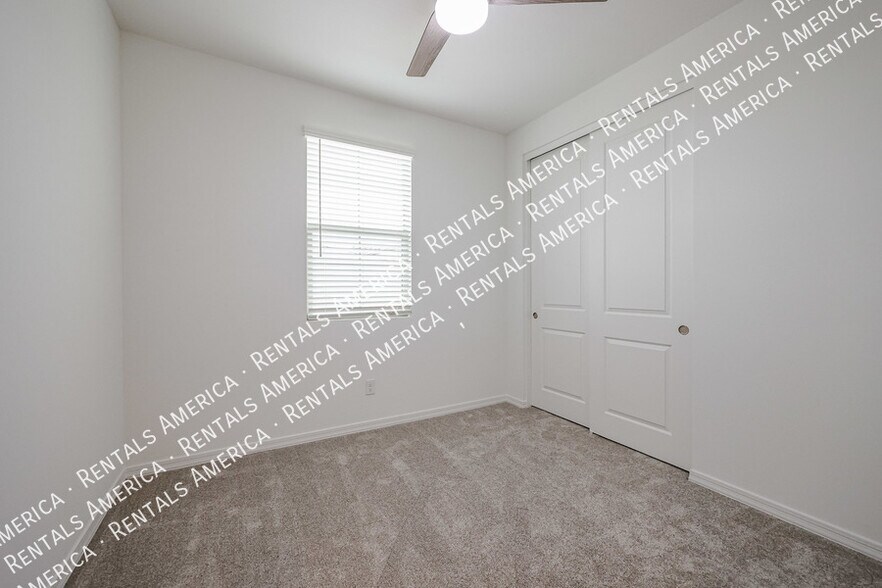 Building Photo - 9351 E Steno Ave