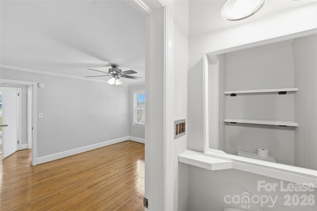 Building Photo - 2214 Arnold Dr