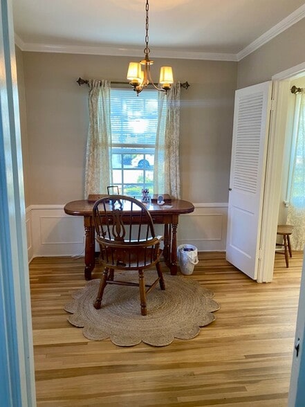 Building Photo - 4828 Grand Ave