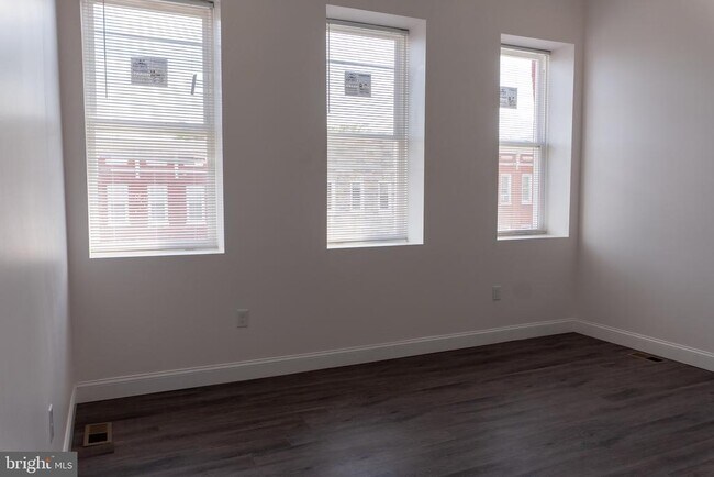 Building Photo - 1014 Edmondson Ave