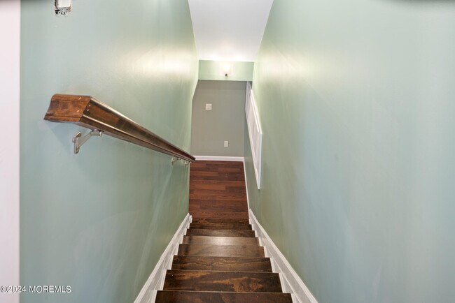 Building Photo - 362 Elton Adelphia Rd
