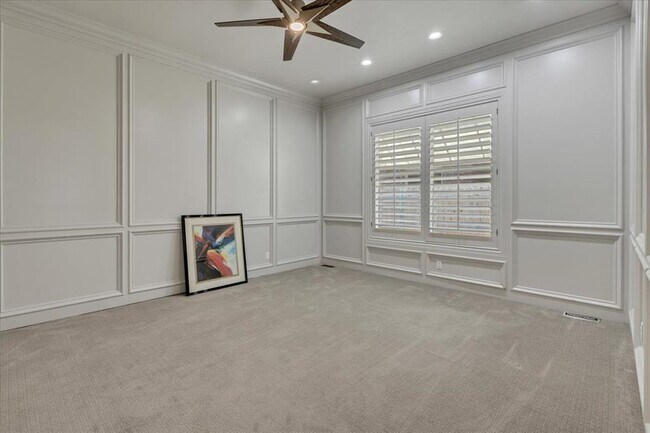 Building Photo - 6313 Glenbrook Ct