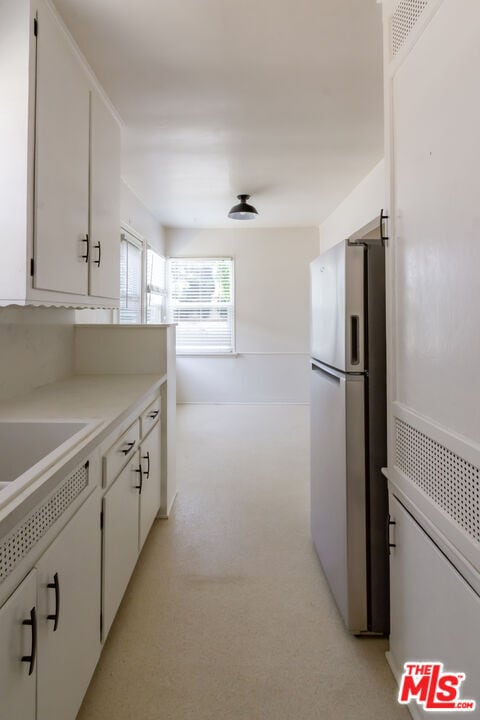 Building Photo - 2598 Amherst Ave