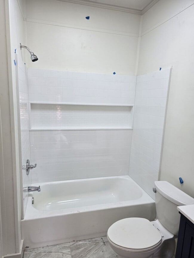 Building Photo - Saint Street House for Rent