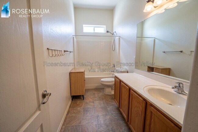 Building Photo - 7665 Rabbit Brush Ln