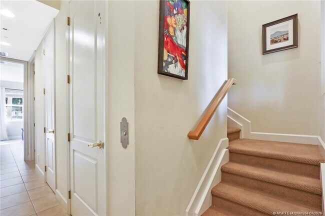 Building Photo - 203 Ocean Bay Dr