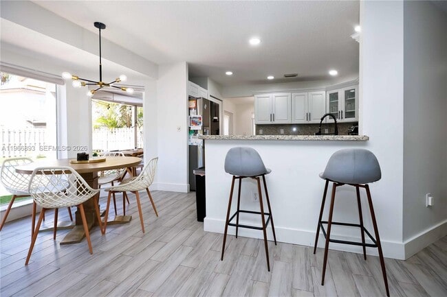 Building Photo - 3149 NW 71st Ave