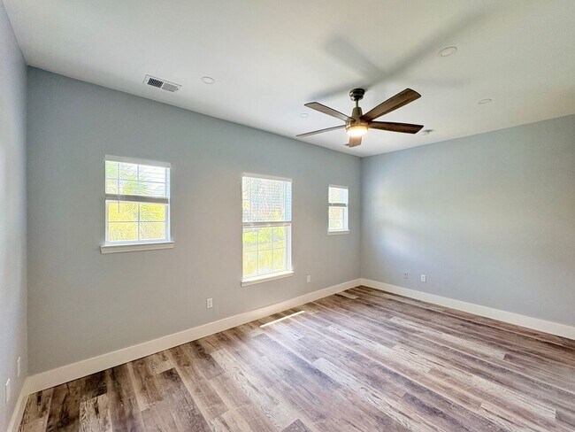 Building Photo - 50 Cassandra Ln