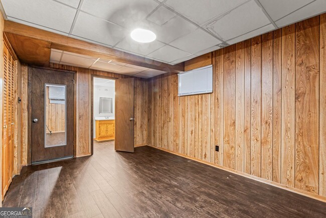 Building Photo - 115 Club Cir