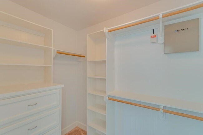 Building Photo - 3703 Main Poplar Dr