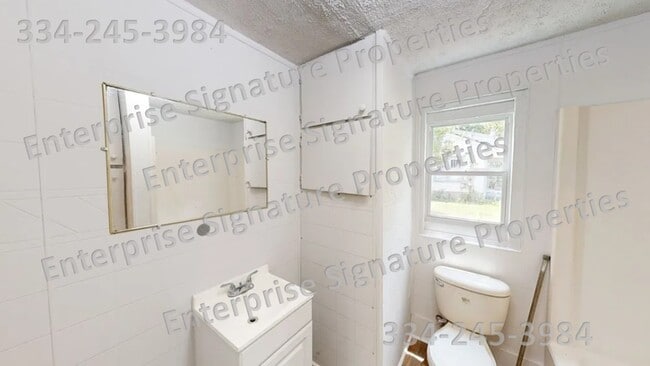 Building Photo - 603 S Edgewood Dr